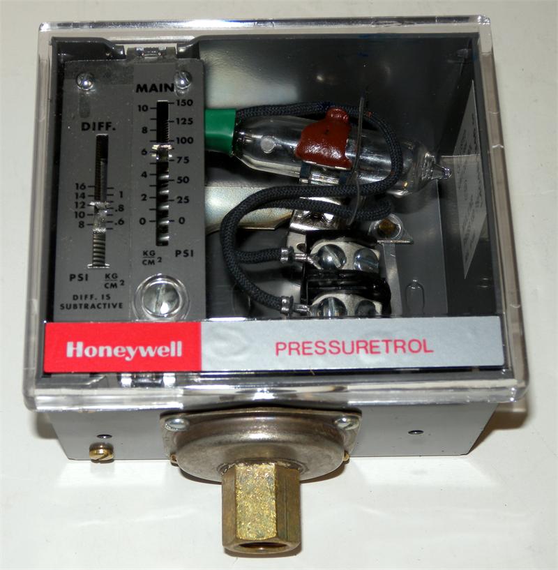 Honeywell L4079B1033 Pressuretrol Limit Controllers, Manual Reset, 2psi