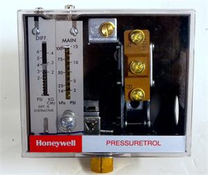 Honeywell L404F1060 Pressuretrol Controllers, Auto Recycle